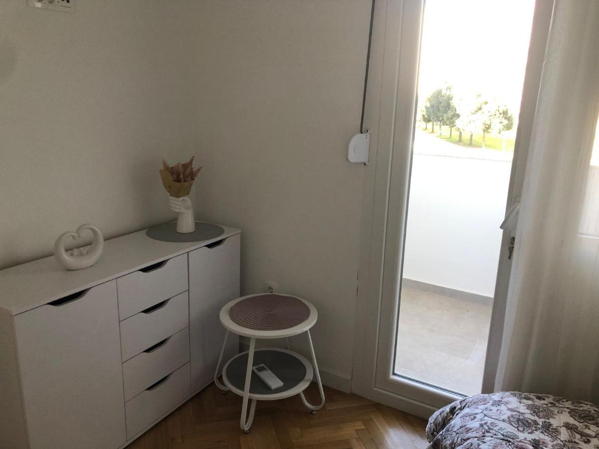 Ferienwohnung Apartman Lana Zadar Exterior foto